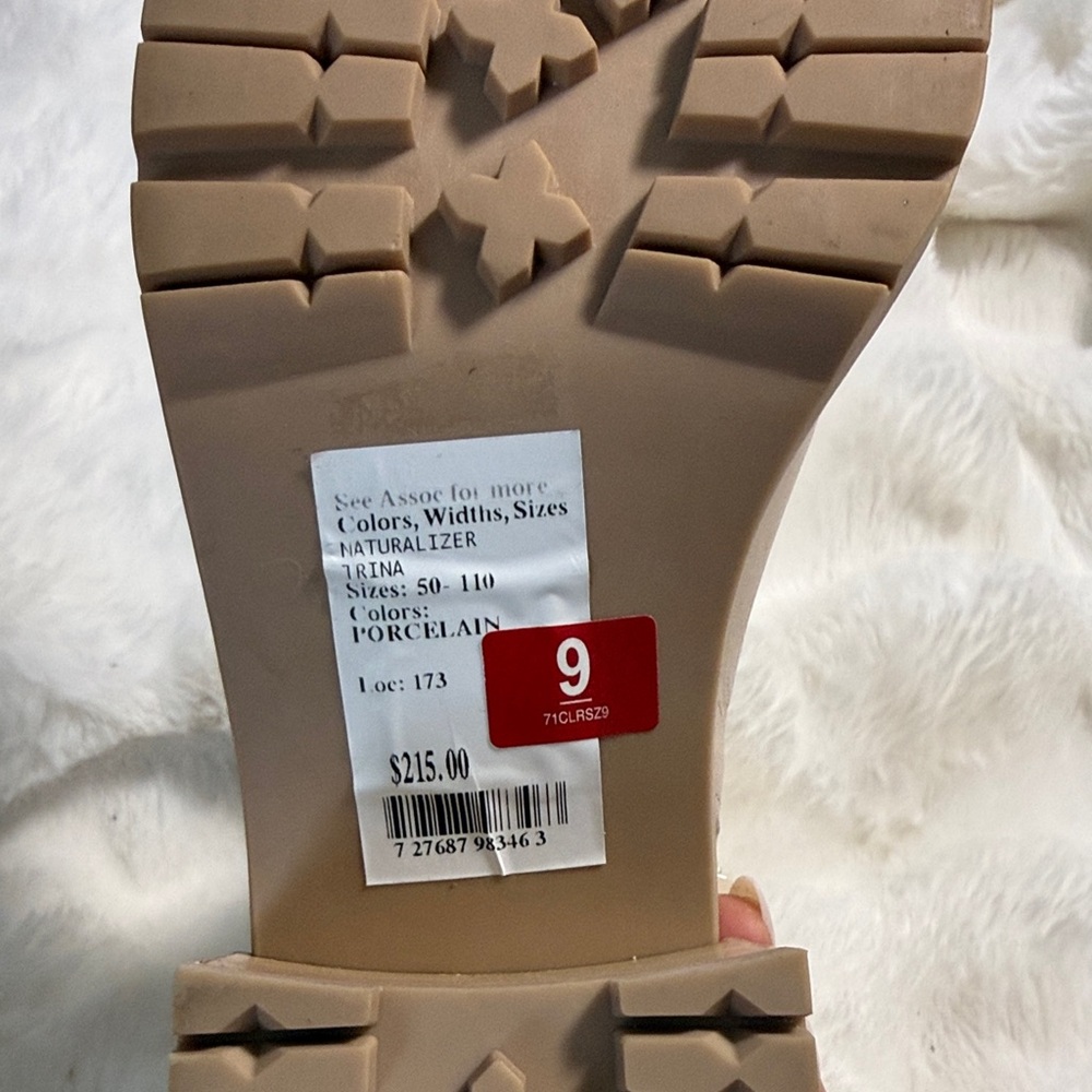 Naturalizer Cream Heeled Boots - Picture 7 of 8